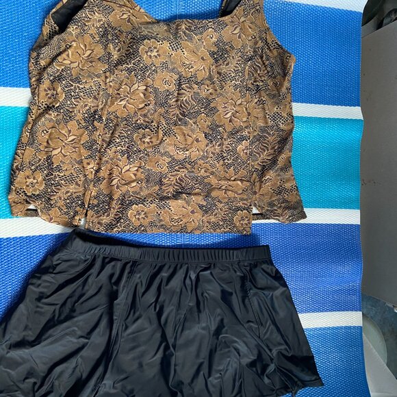 Blair 16W Gold / Black Two Piece Padded Swim Wear - Picture 12 of 12